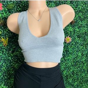 Seamless Deep V-Neck Ribbed Crop Top